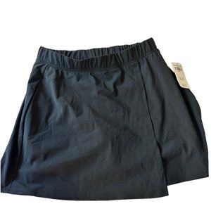 NWT Abercrombie Crossover Active-Scort